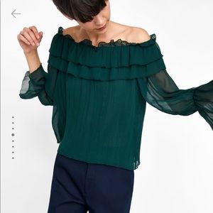 Zara Chic Green Off-the-Shoulder Blouse Brand New